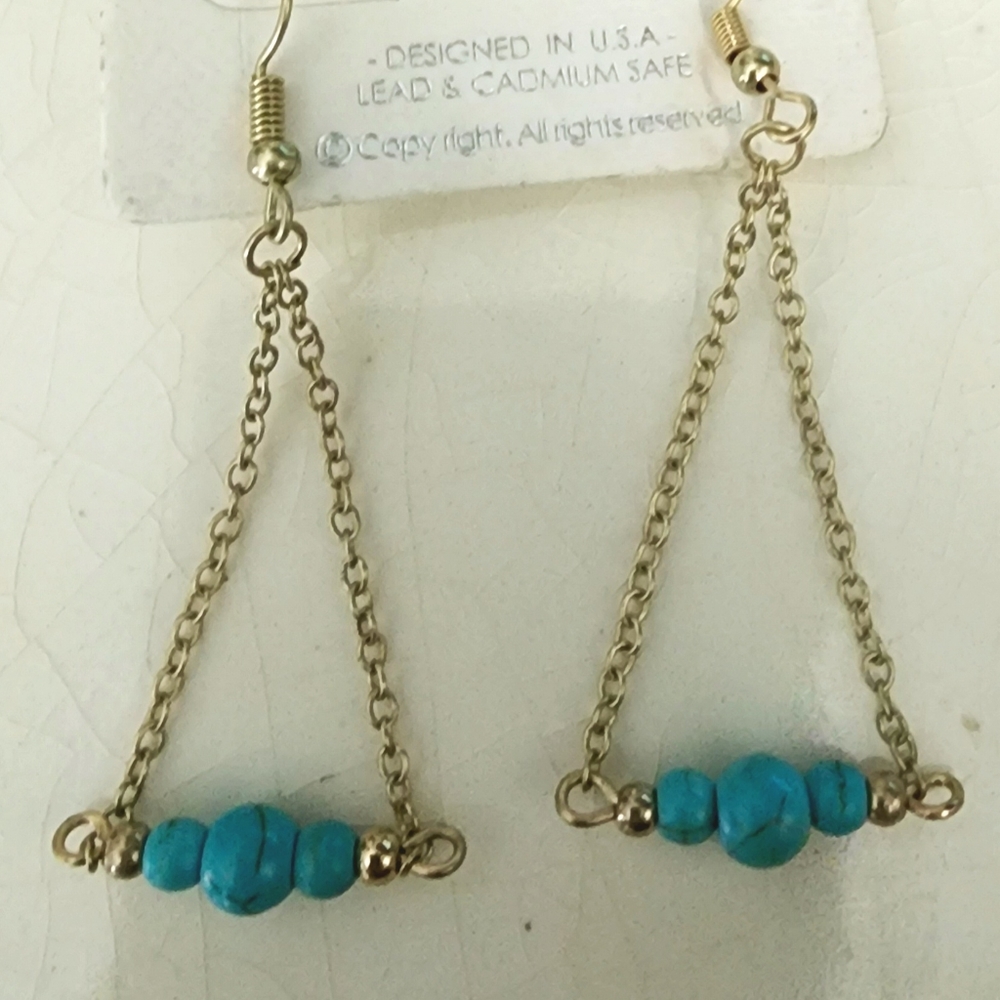 Modern triangular chain with faux turn beads dangle earrings